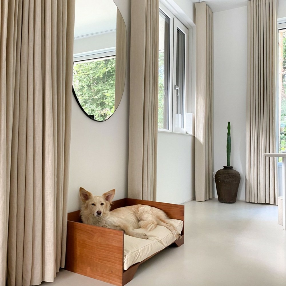King - canapé chien design en bois et coussin moelleux amovible,  88x56,5x30cm