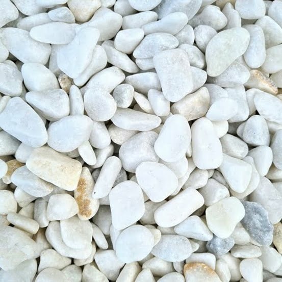 Sac de +/- 200 kg = 2,5m² gravier blanc roulé 8/12