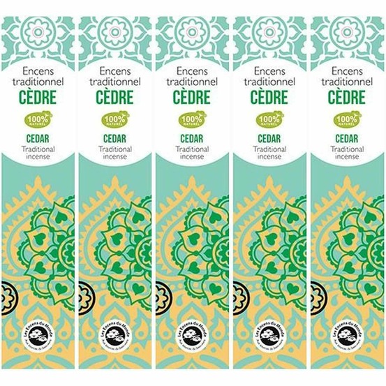 Encens indien au cèdre 100 bâtonnets 45 min