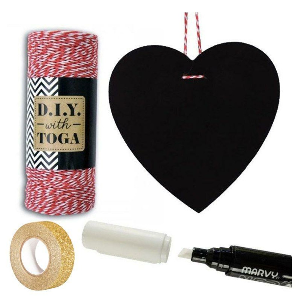 Ardoise cœur + marqueur craie + ficelle rouge & blanche + masking tape doré à paillette