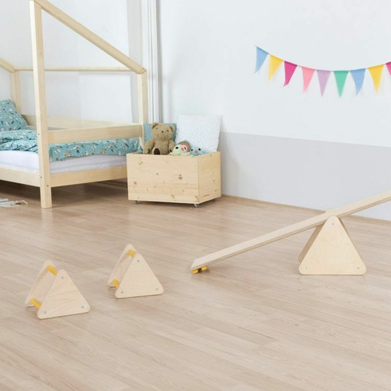 Jeu d'équilibre et motricité montessori bois naturel et jaune
