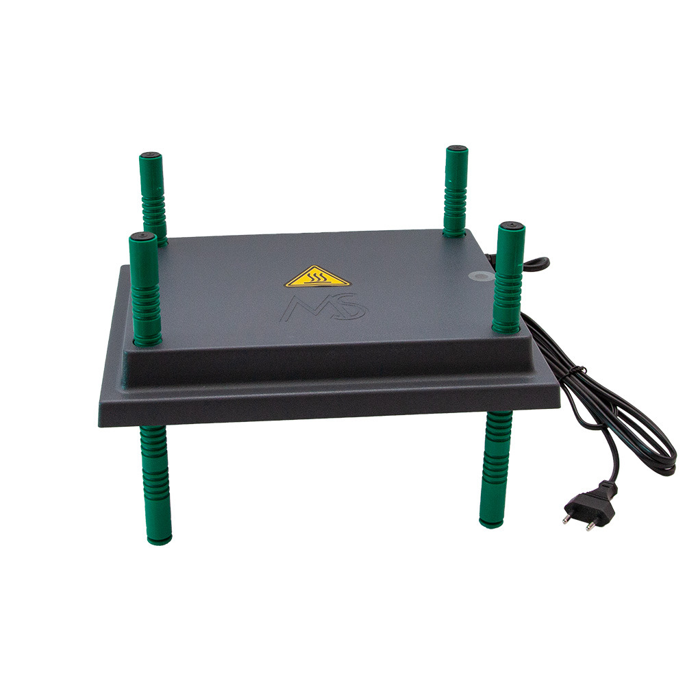 Panneau chauffant 25 x 30 cm pour 20 poussins