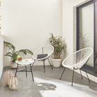 Lot de 2 fauteuils acapulco forme d'oeuf avec table d'appoint - blanc - fauteuils 4 pieds design rétro. Avec table basse. Cordage