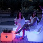 Table basse lumineuse tarida play avec haut-parleur bluetooth batterie rechargeable led rgb avec télécommande 45x59x30cm