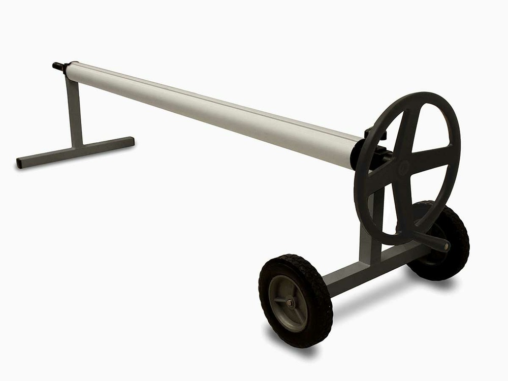 Enrouleur de bâche kalu pour piscine enterrée