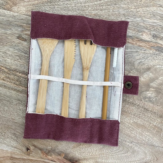 Set de couverts en bambou réutilisables bordeaux