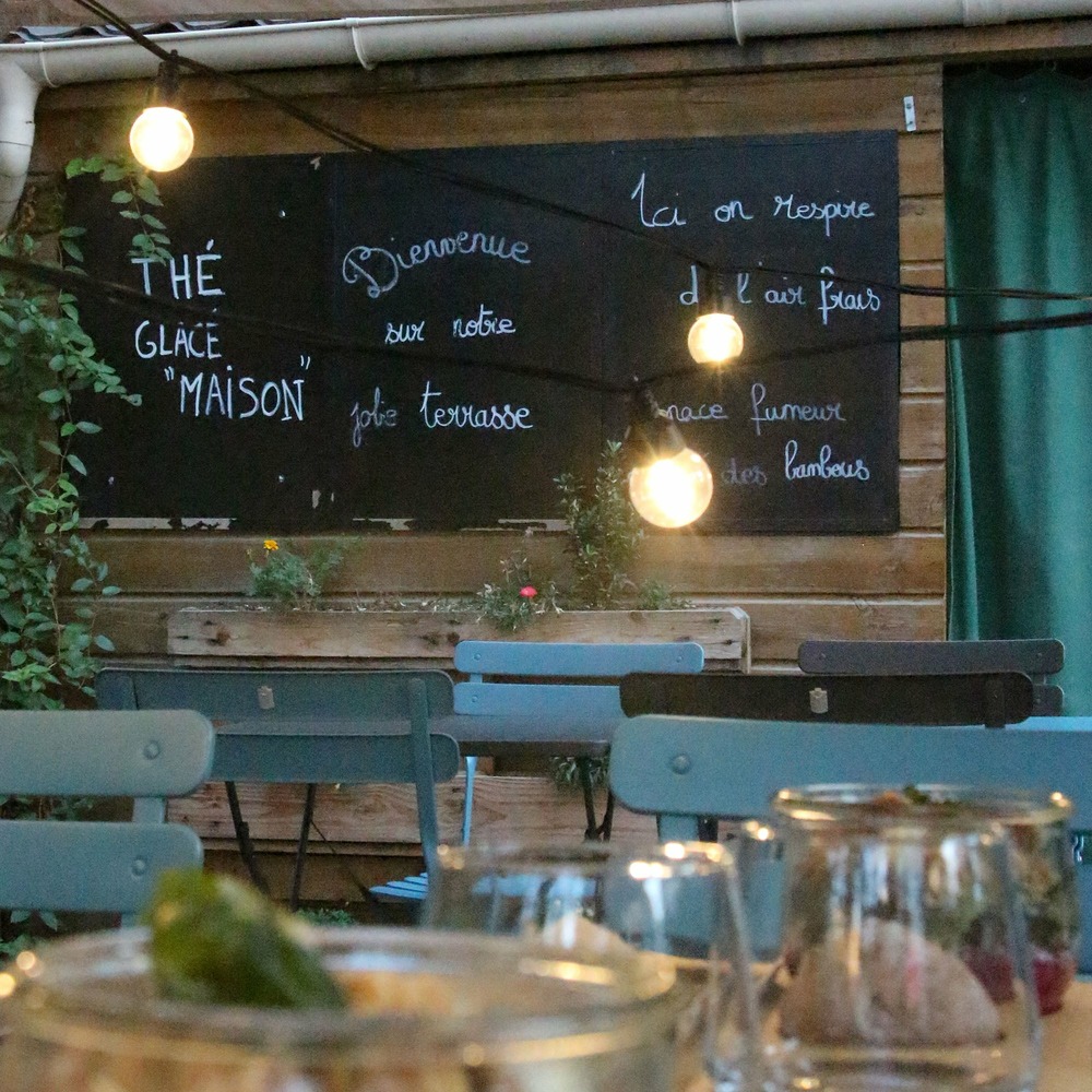 Guirlande guinguette tradition blanc chaud - 5m prolongeable câble noir - 10 globes à filaments- chromex