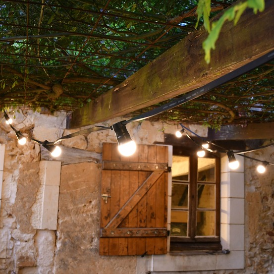 Guirlande guinguette b22 blanc chaud - 10m - 10 ampoules interchangeables - ip44 - chromex