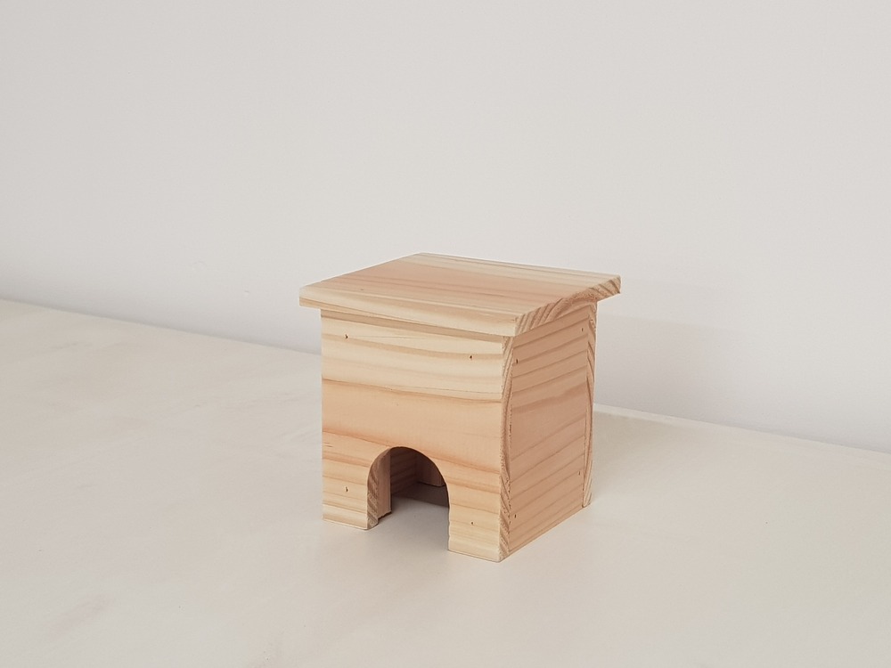 Maison denise pour souris et hamster nain en douglas 15x14x15 cm
