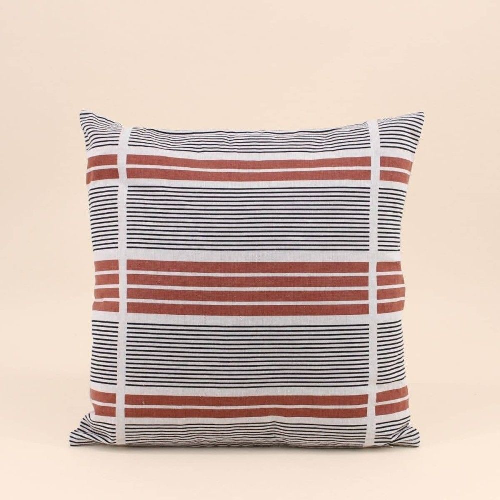 Coussin déperlant et anti uv rayures terracotta, noir 40x40cm