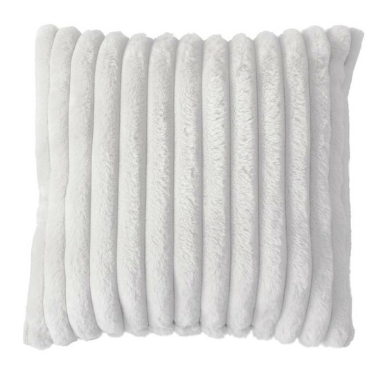 Coussin imitation fourrure