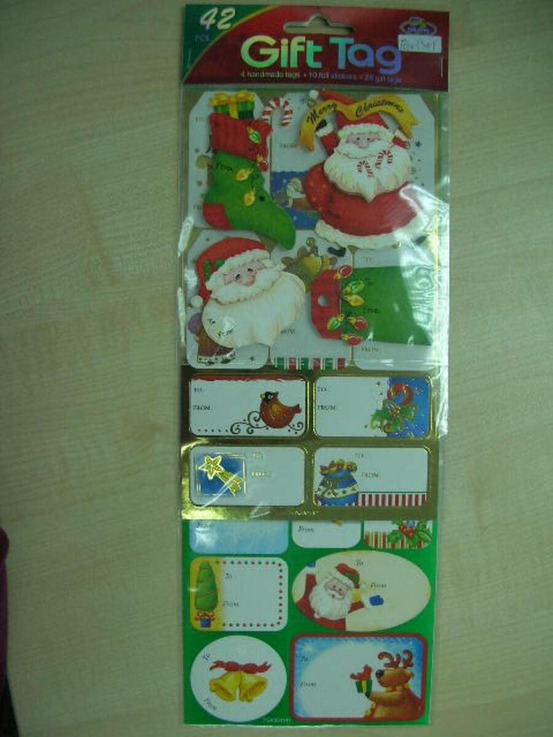 Planches de 42 étiquettes cadeaux autocollantes