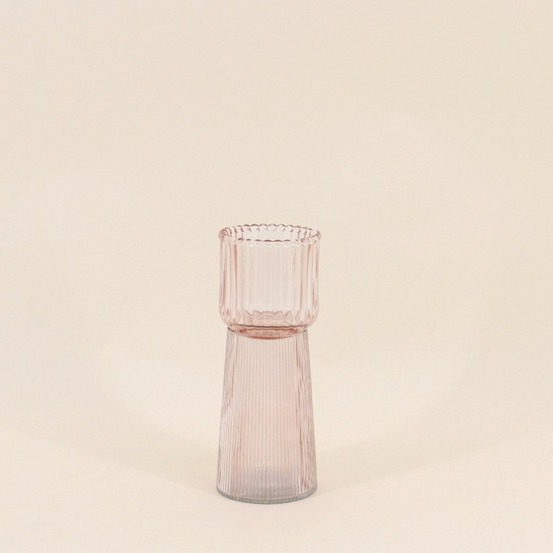 Bougeoir en verre strié rose 19cm