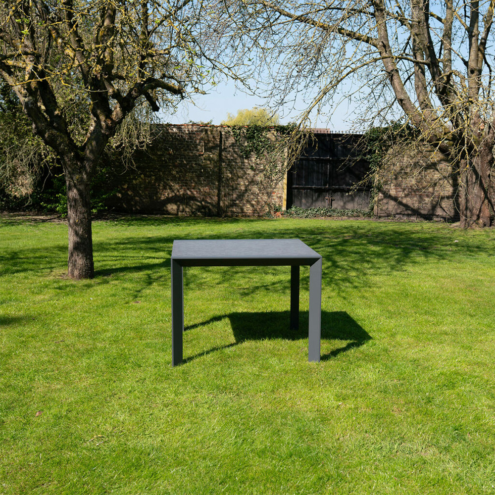 Table de jardin 4/8p en aluminium et plateau en verre gris modulo