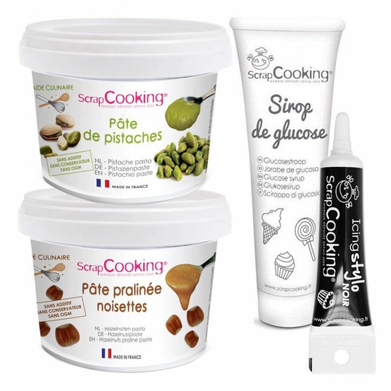 Pâte de pistache + pâte de noisette + sirop de glucose + stylo glaçage noir