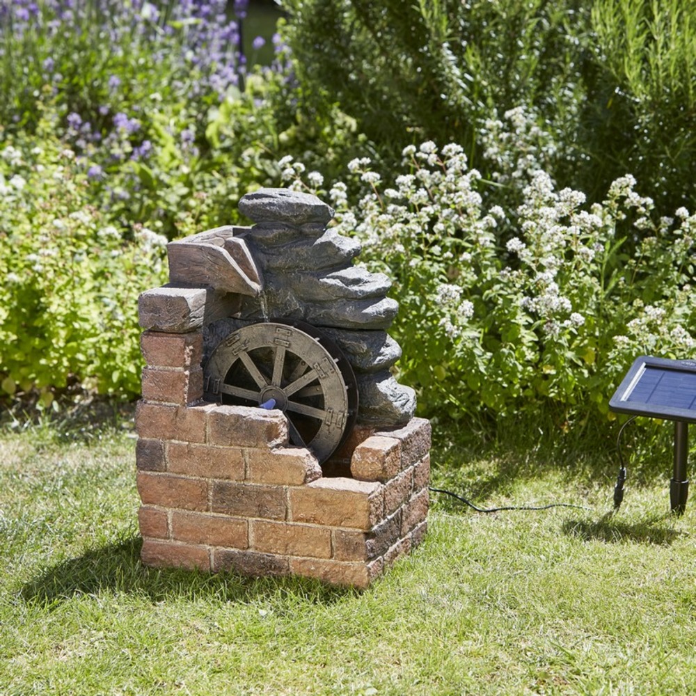 Fontaine solaire cascade moulin à eau heywood