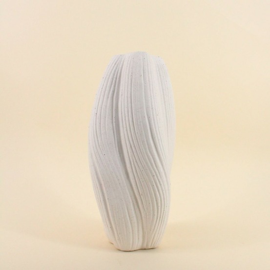 Vase twist en porcelaine blanche vagues 36cm