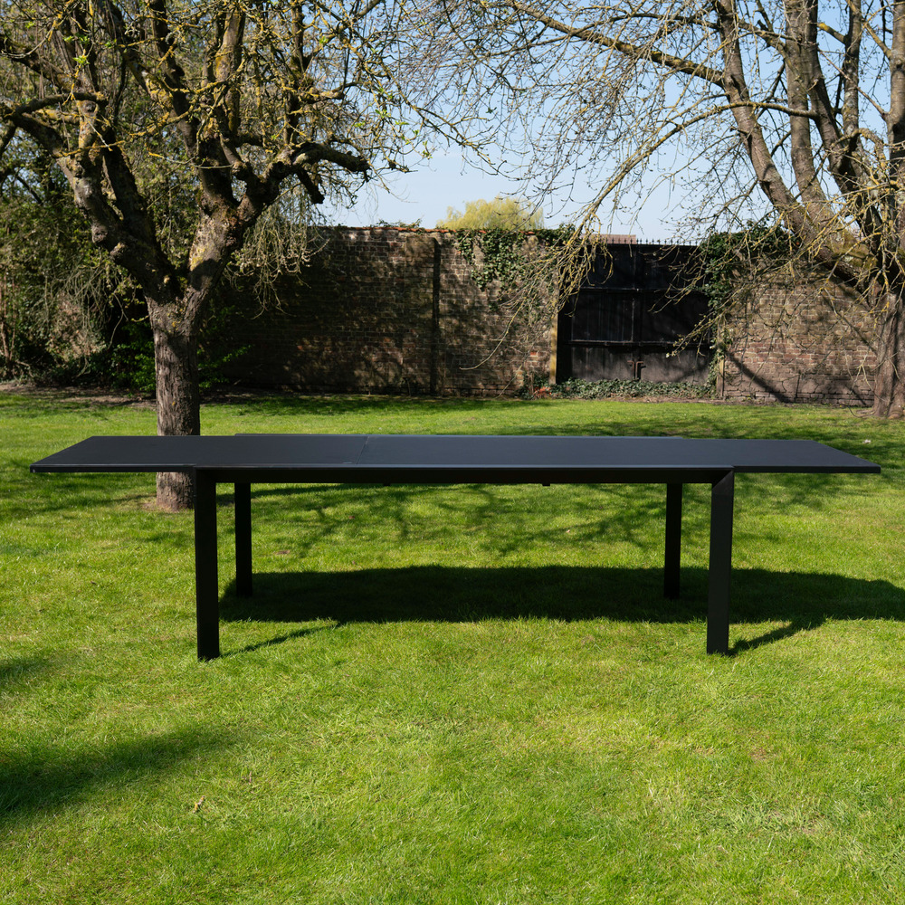Table de jardin 8/12p en aluminium et plateau en verre poli noir modulo