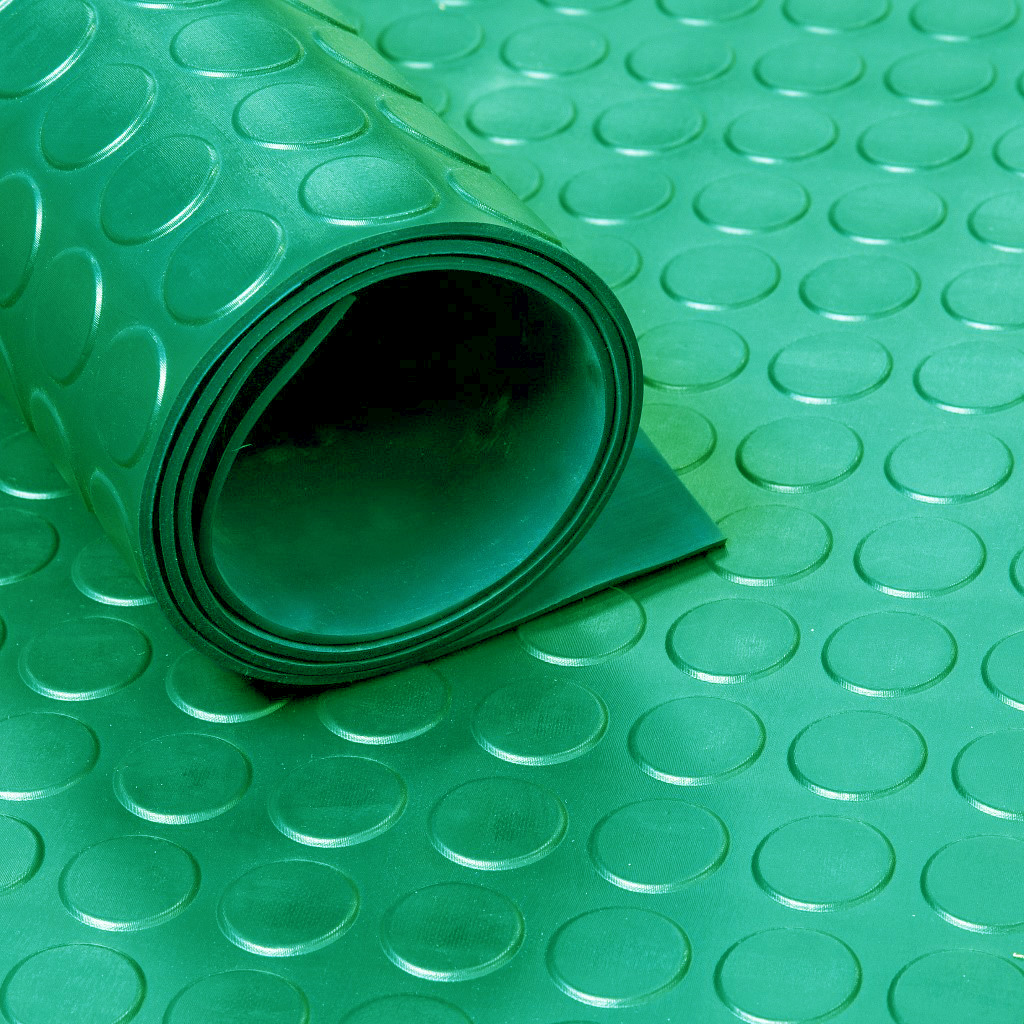 Tapis caoutchouc en rouleau vert - clous 3mm - 120cm de large