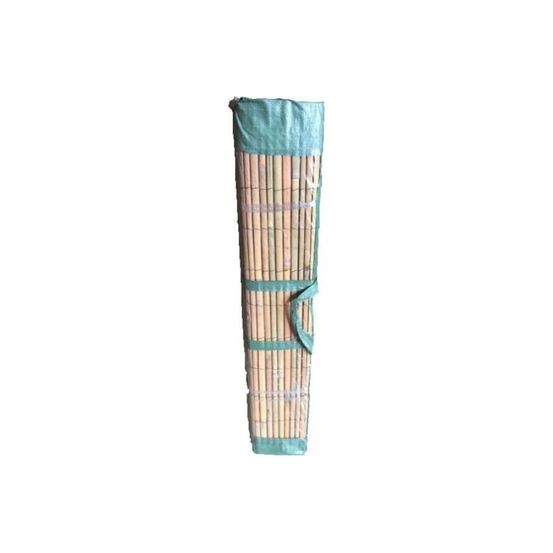Canisse en bambou de couleur jaune grisé, h.1 x l.3 m