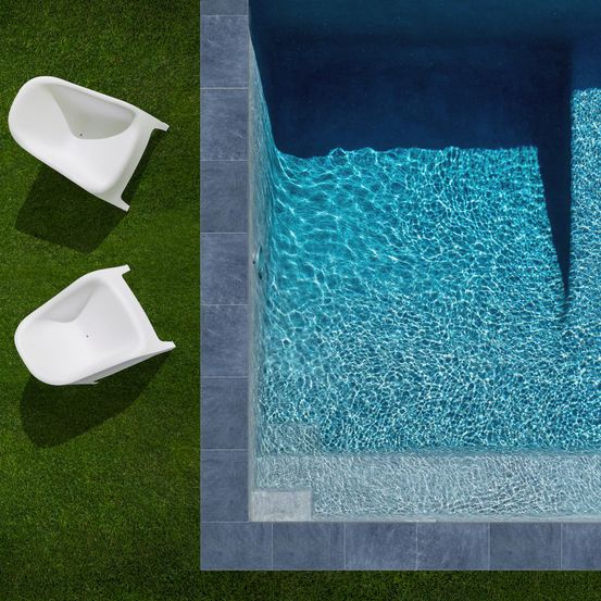 Kit complet - margelles pour piscine 10x5m en pierre bleue vietnam (avec colle, joint, hydrofuge ...) - ro'ma nature
