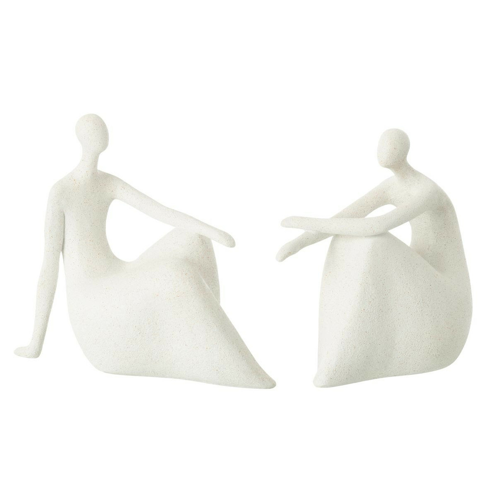 Lot de 2 statuettes femmes assises 