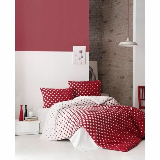 Parure de lit - housse de couette 220 x 240 + 2 taies d'oreiller 60 x 60 coton renforcé - rouge