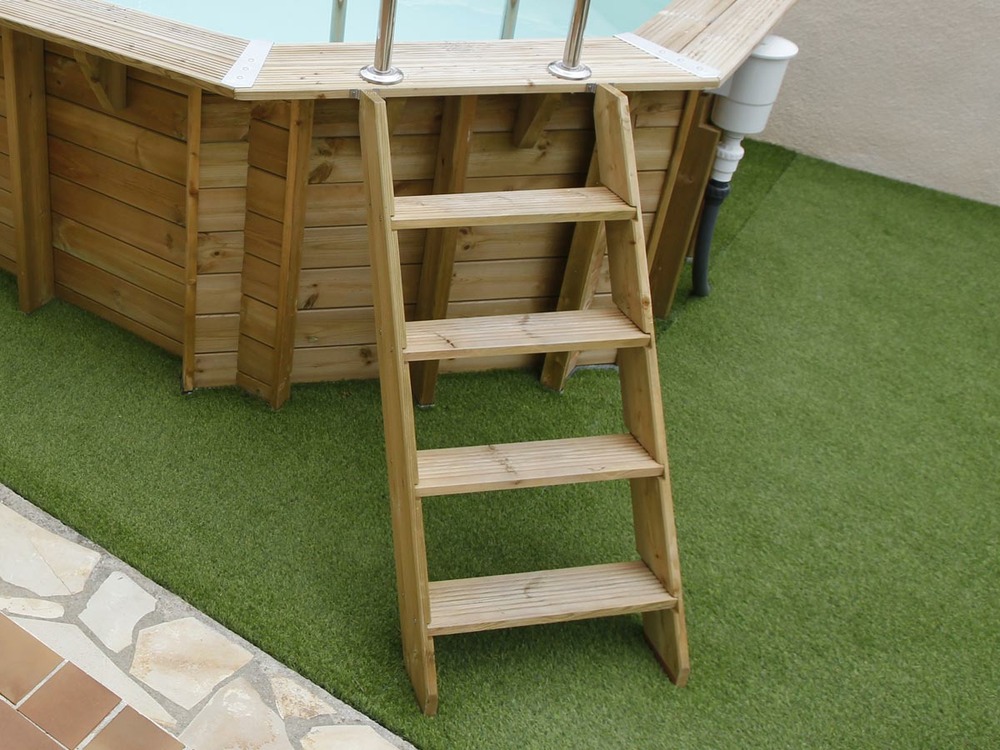 Echelle bois extérieure pour piscines bois