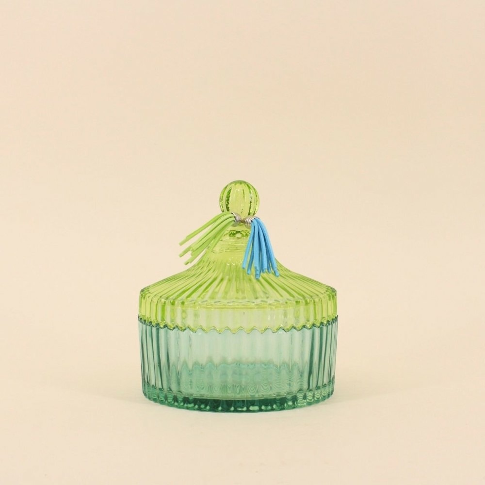 Boîte avec couvercle en verre coloré strié 14x15cm