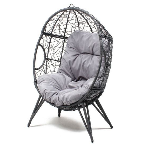 Fauteuil œuf sur pied en résine gris effet rotin jane