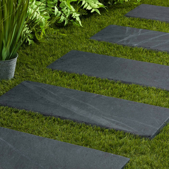 Pas japonais rectangle ardoise noire vieilli 80x30x3 cm (à l'unité) - ro'ma nature