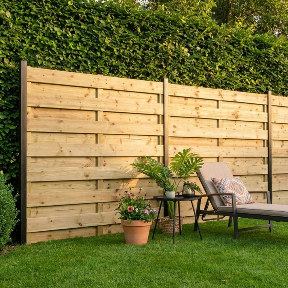 Panneau bois plein 180x180 cm – sapin rouge – clôture & brise-vue jardin