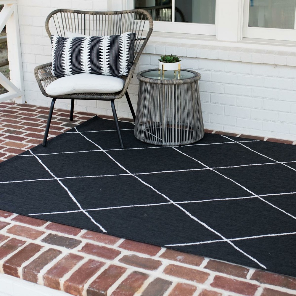 Tapis extérieur 160x213 tissé kilim noir et blanc enanta 2