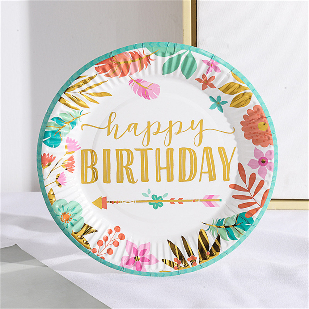 Assiettes d'anniversaire jetables