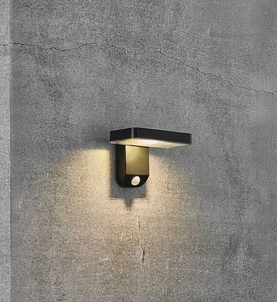 Applique solaire murale esquel 450 lumens à détection de mouvement