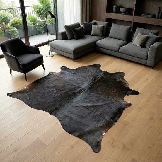Tapis peau de vache 160x180 kilm fait à la main noir