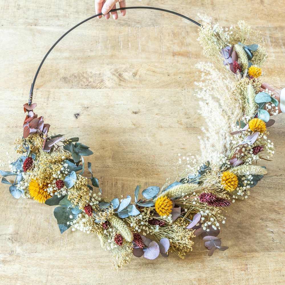 Couronne murale de fleurs séchées hector d50cm