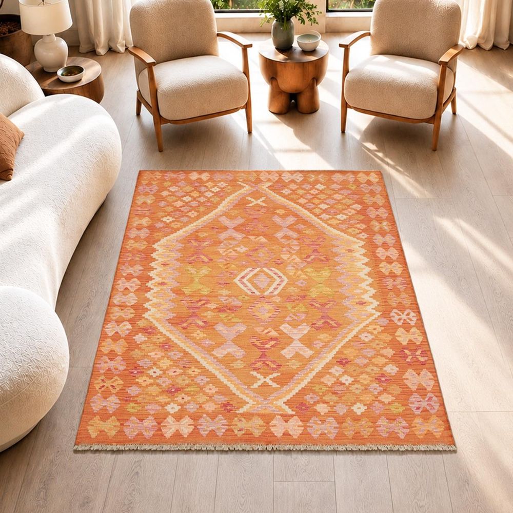 Tapis kilim 134 x 181 cm, orange, jaune et rose, en laine, kilim 57