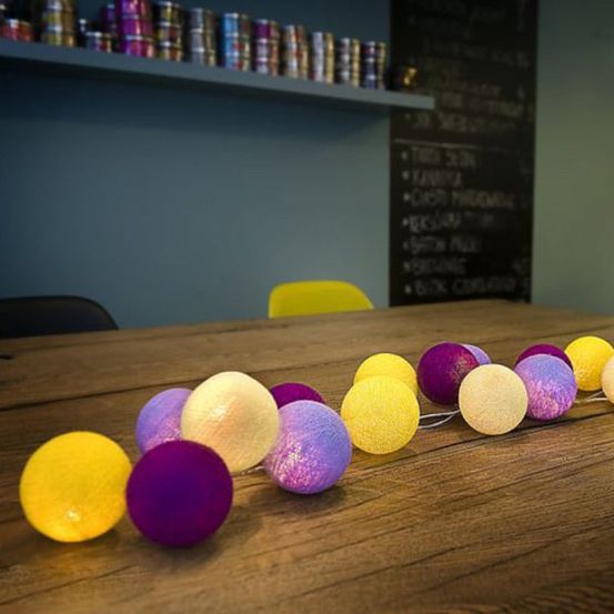 Guirlande lumineuse - violette - 1m50 - piles