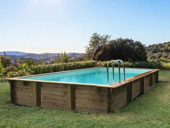 Piscine en bois