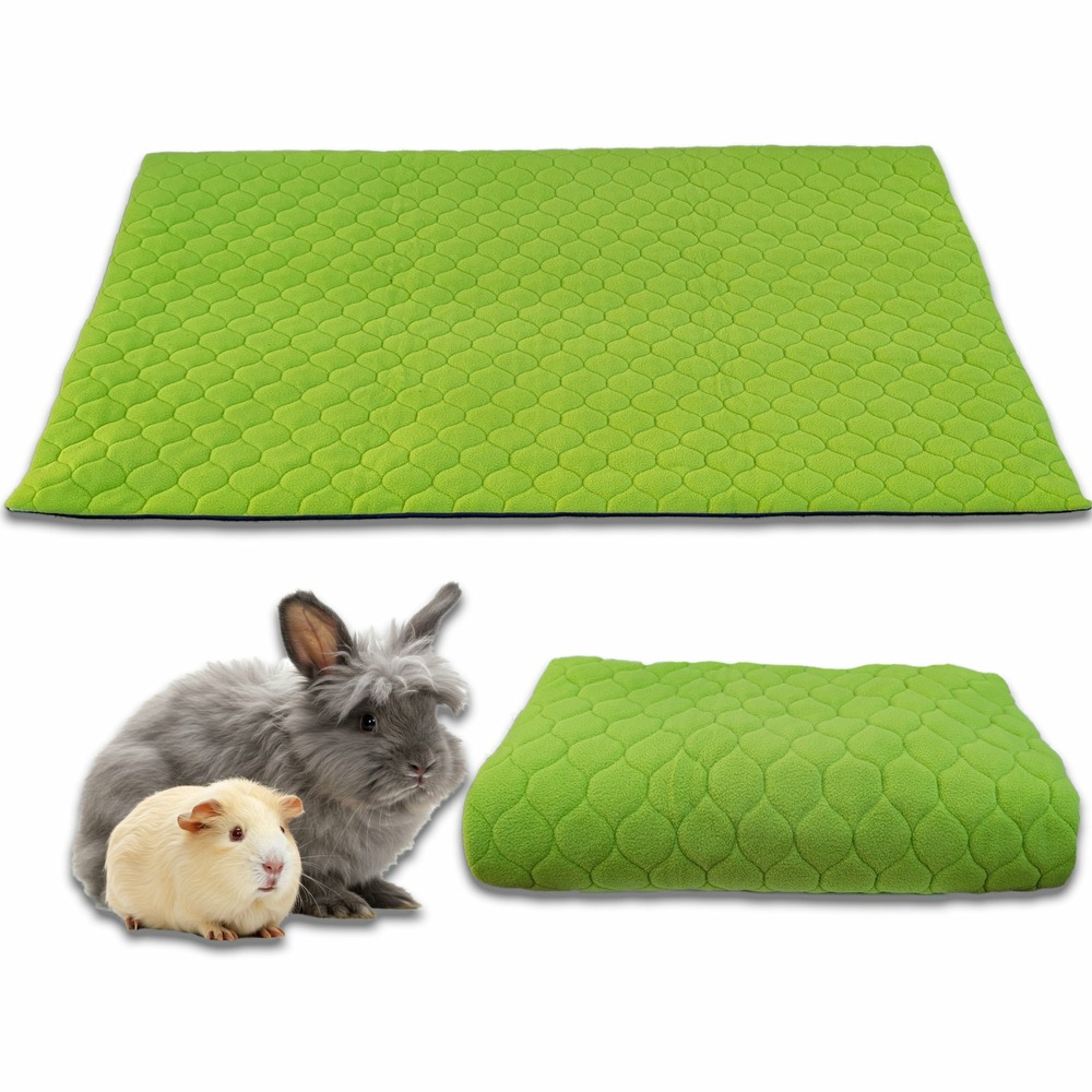 Tapis qui remplace la litière pour cochon d'inde et lapin - absorbant, imperméable, passe en machine - 105 x 70 cm