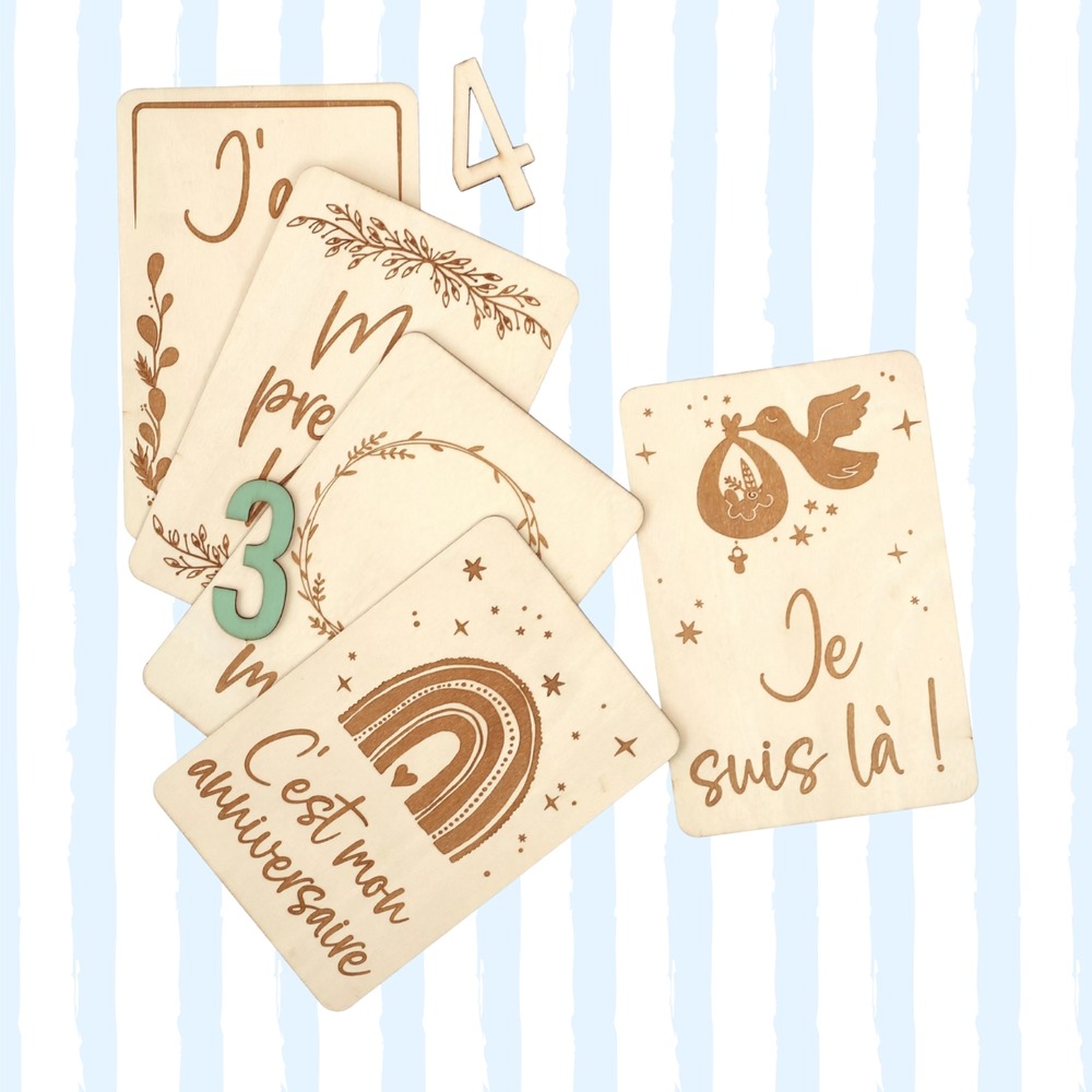Cartes étapes grossesse et bébé en bois