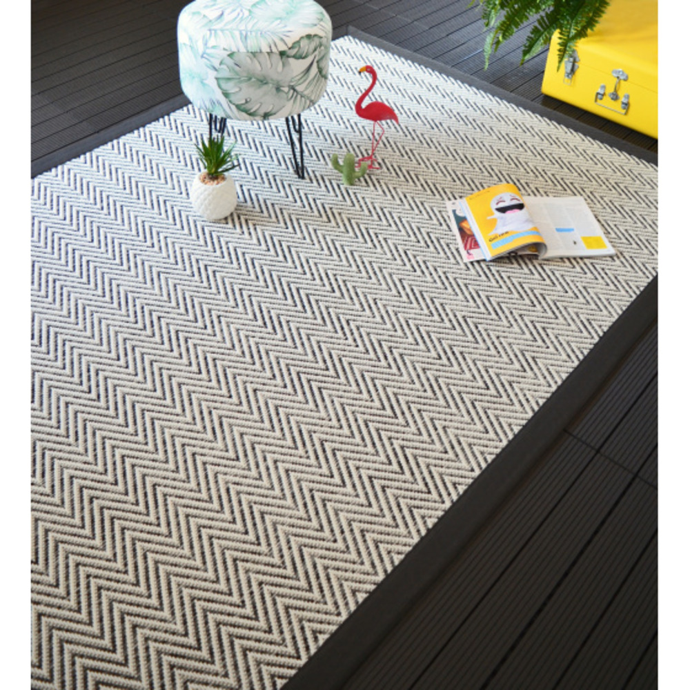 Tapis intérieur / extérieur tissé plat - java chevron blanc - ganse noire - 80 x 150 cm