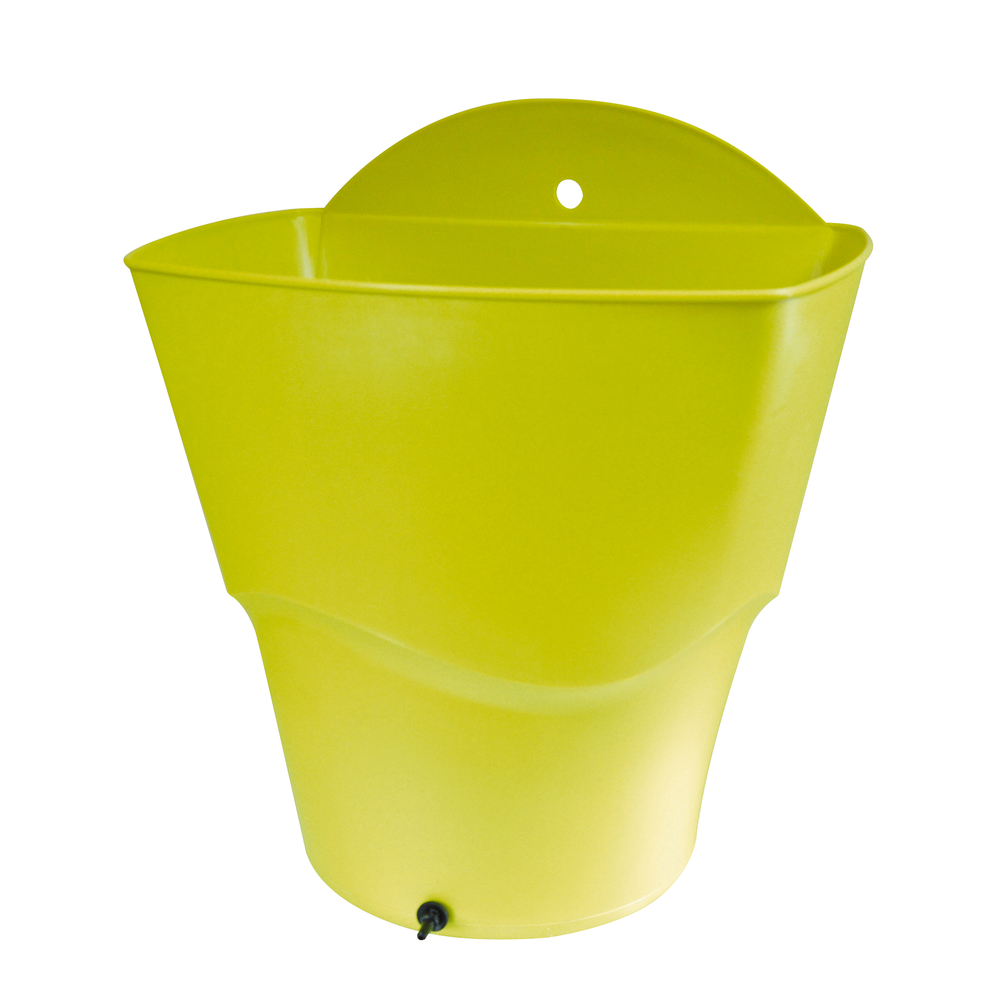 Réserve d'eau 12 litres prépercée