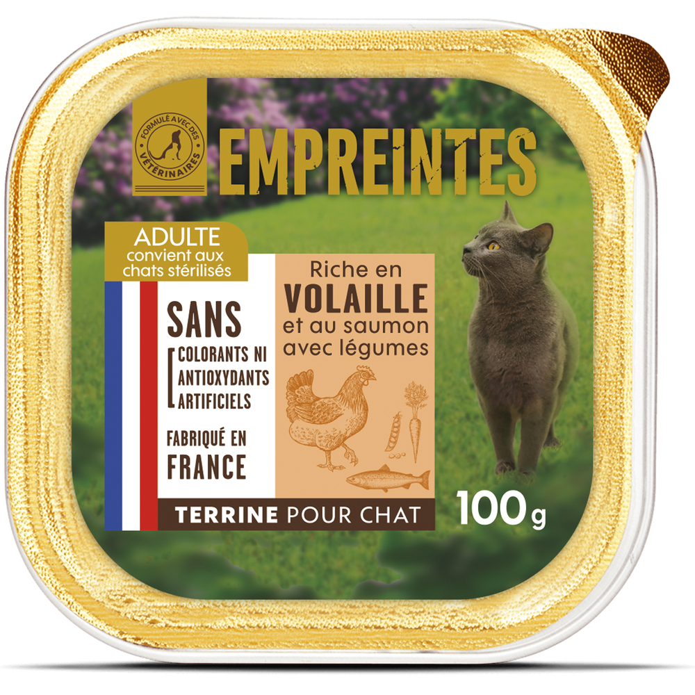 Terrine riche en volaille et au saumon avec légumes pour chat 100g