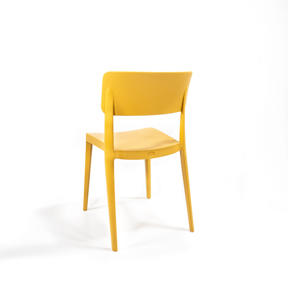 Chaise wing en plastique empilable - lot de 4 - veba