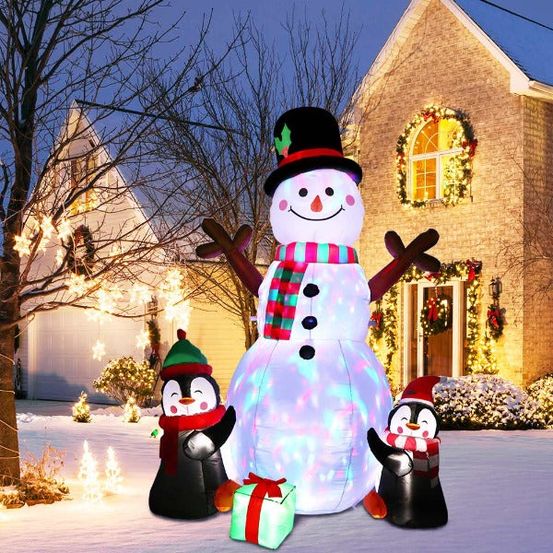 Structure de noël - bonhomme de neige et pingouins