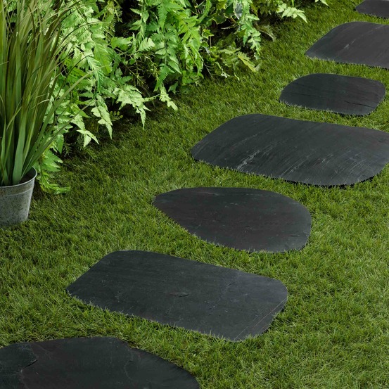 Pas japonais irrégulier ardoise noire 30-40x3 cm (lot de 20) - ro'ma nature