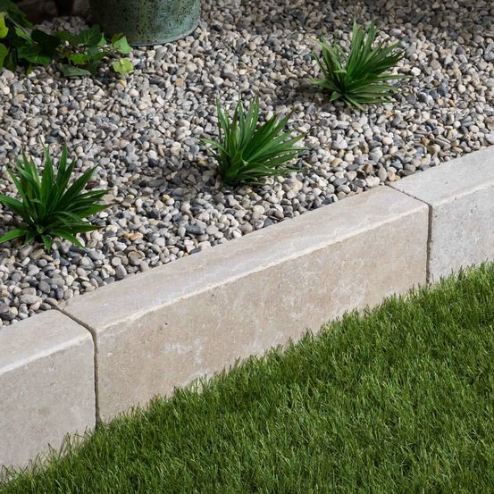 Bordure de jardin pierre d'egypte beige 50x15x8 cm (lot de 15 bordures soit 7,5 mètres) - ro'ma nature
