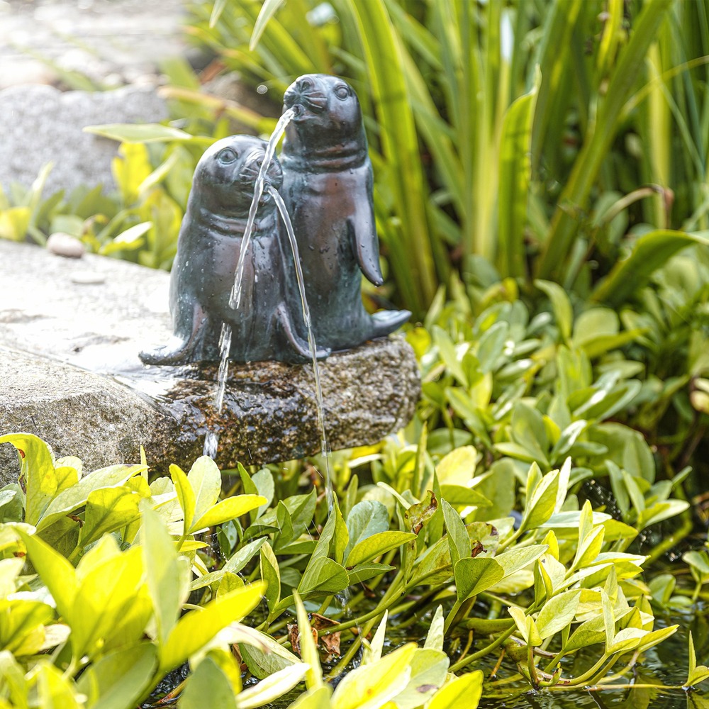 Esotec gargouille couple de chiens de mer avec pompe de bassin solaire 5 watts jeu d'eau 101656